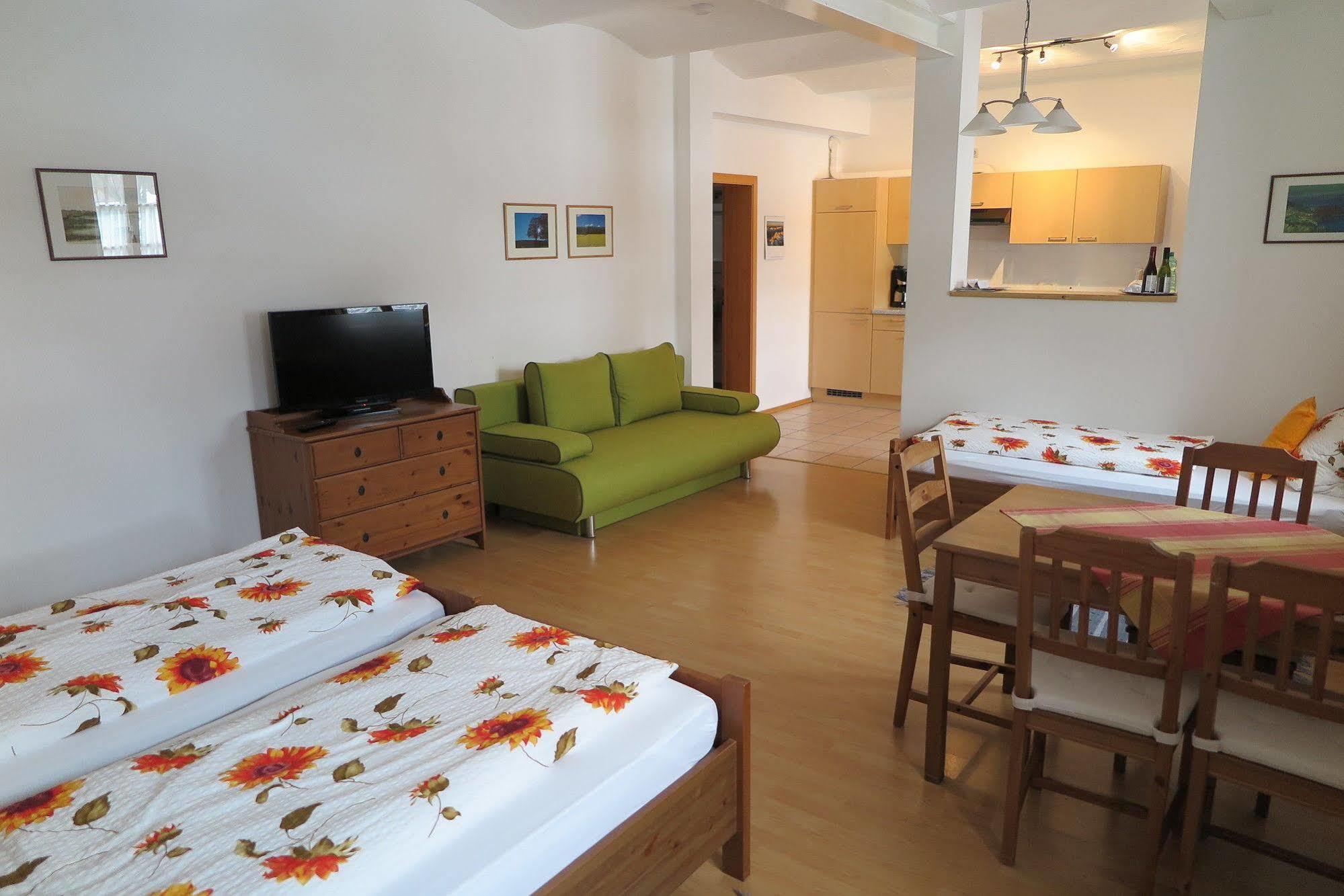 Pension Bernhardhof Otterfing Zewnętrze zdjęcie